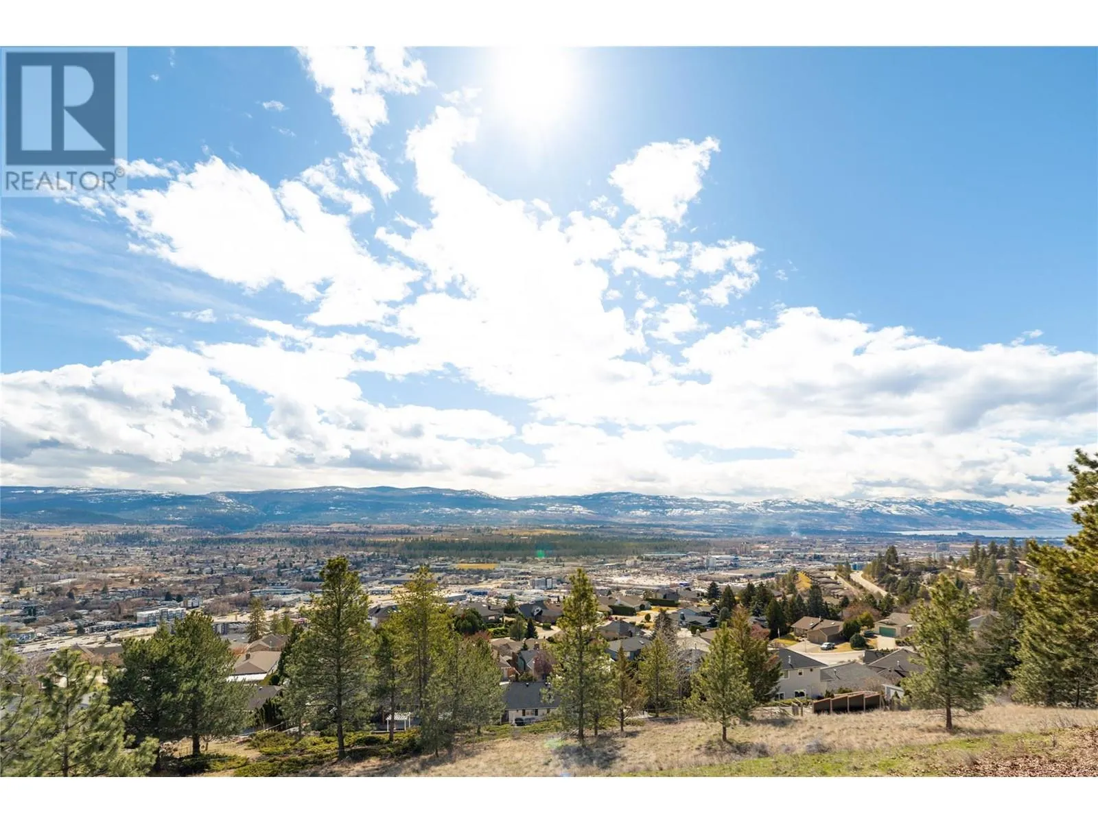 880 CHRISTINA Place Unit# 25
