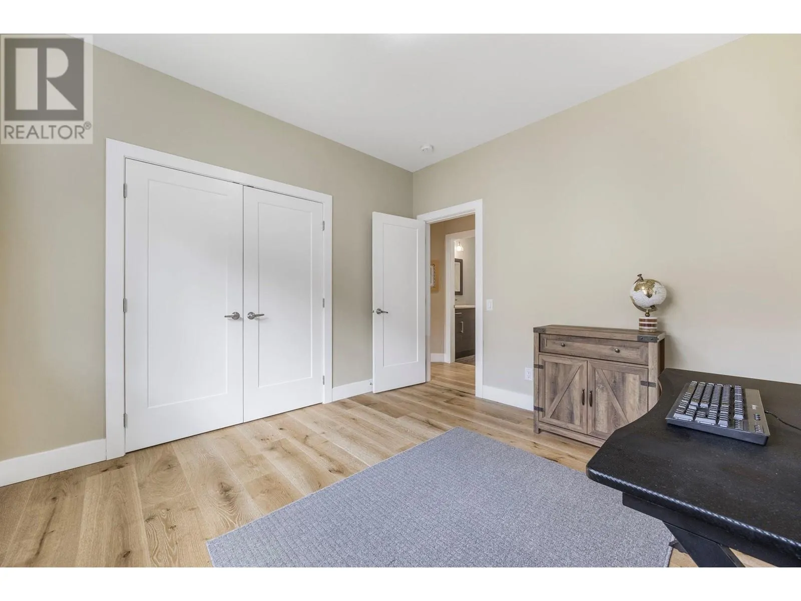 498 Carnoustie Drive