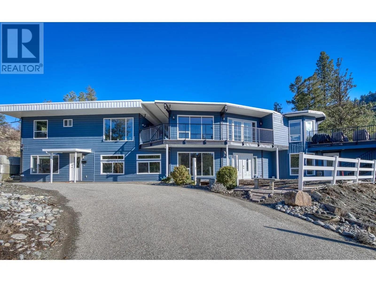 3745 McLean Creek Road