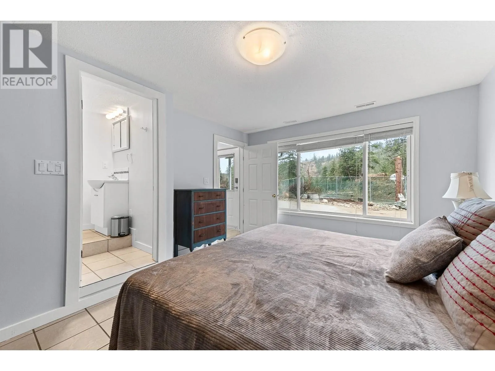 3745 McLean Creek Road