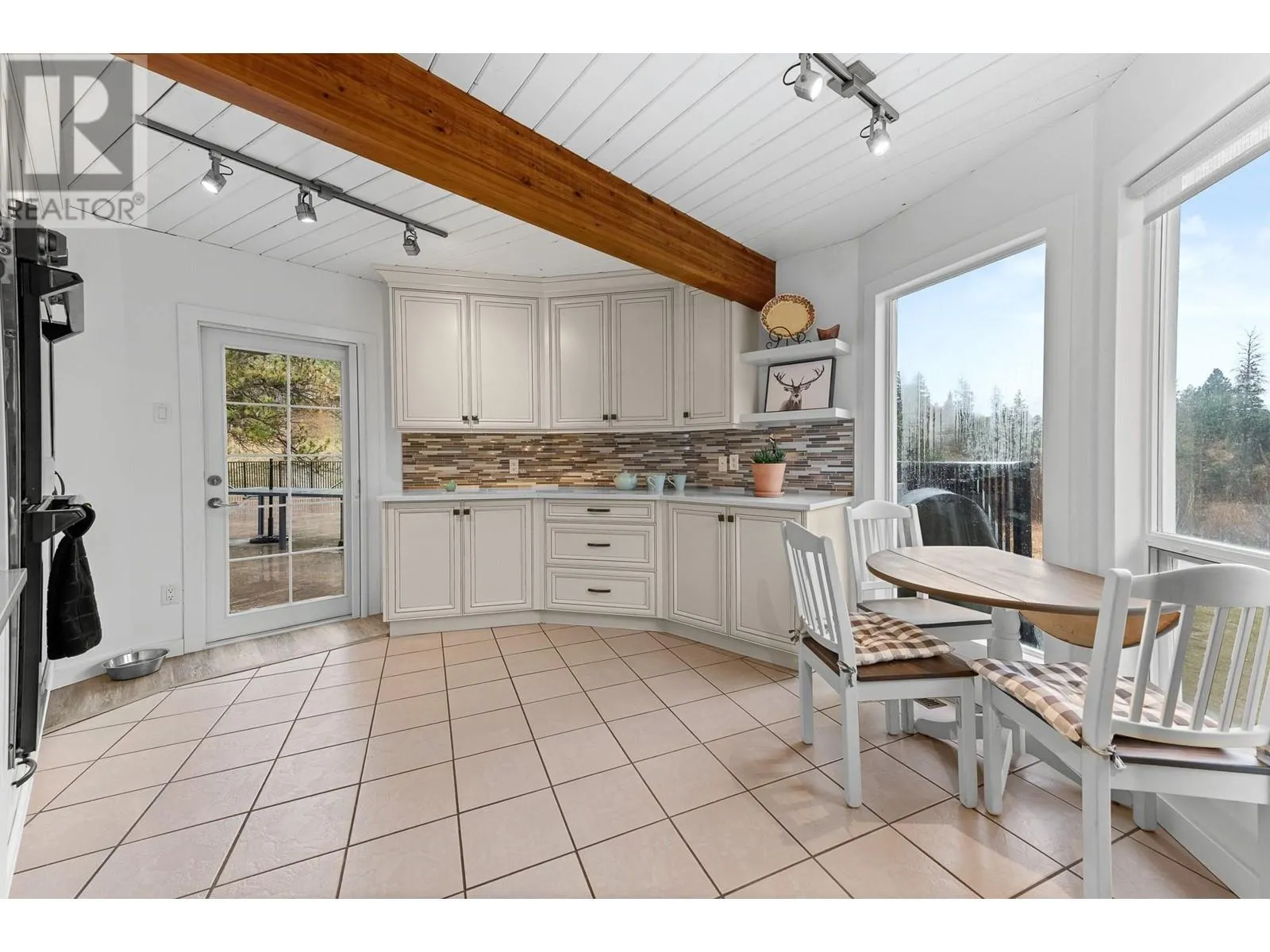 3745 McLean Creek Road