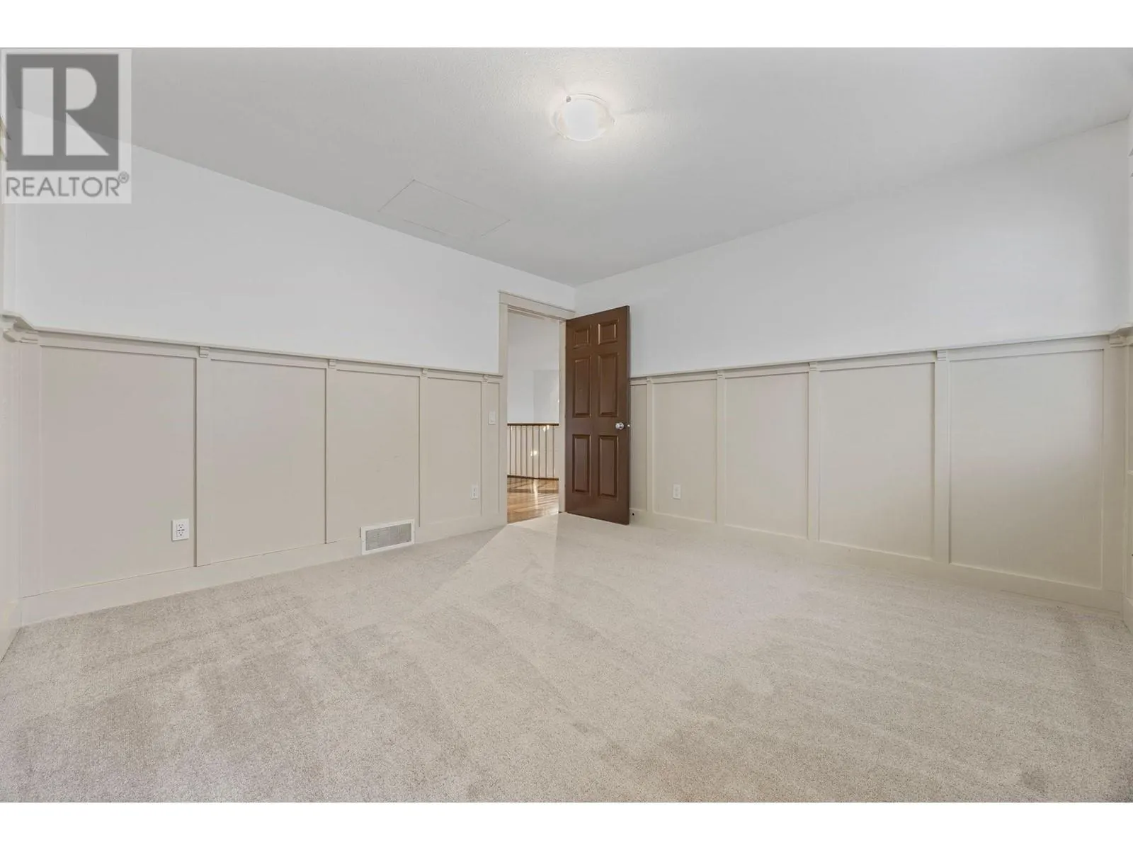 5333 Chute Lake Road