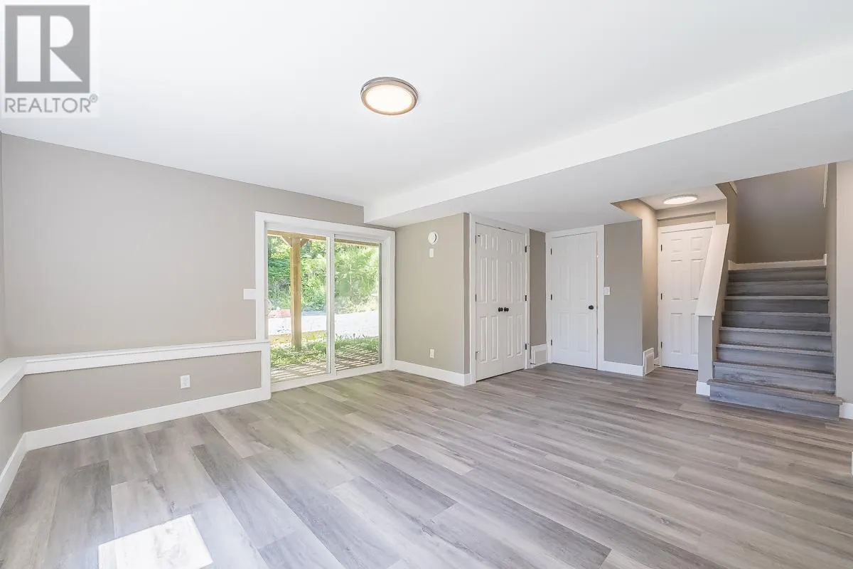 7430 Crowfoot Drive