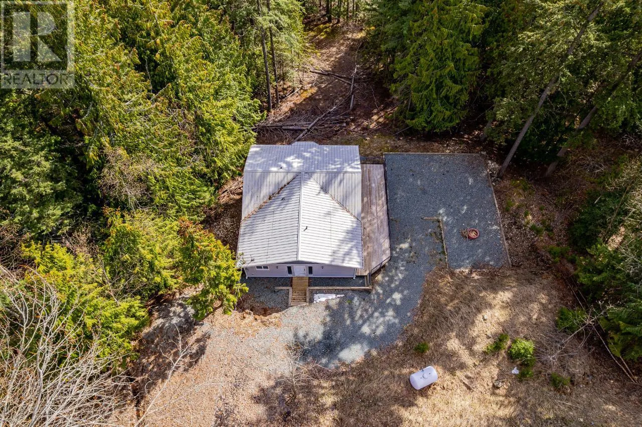 7430 Crowfoot Drive