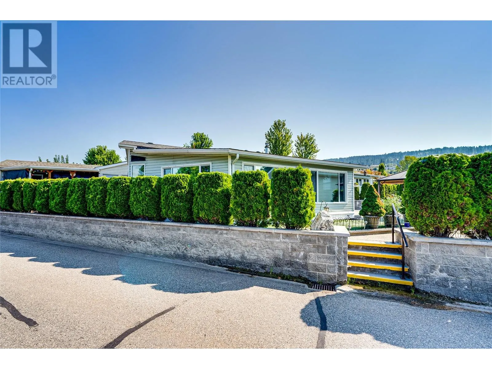 8000 Highland Road Unit# 106
