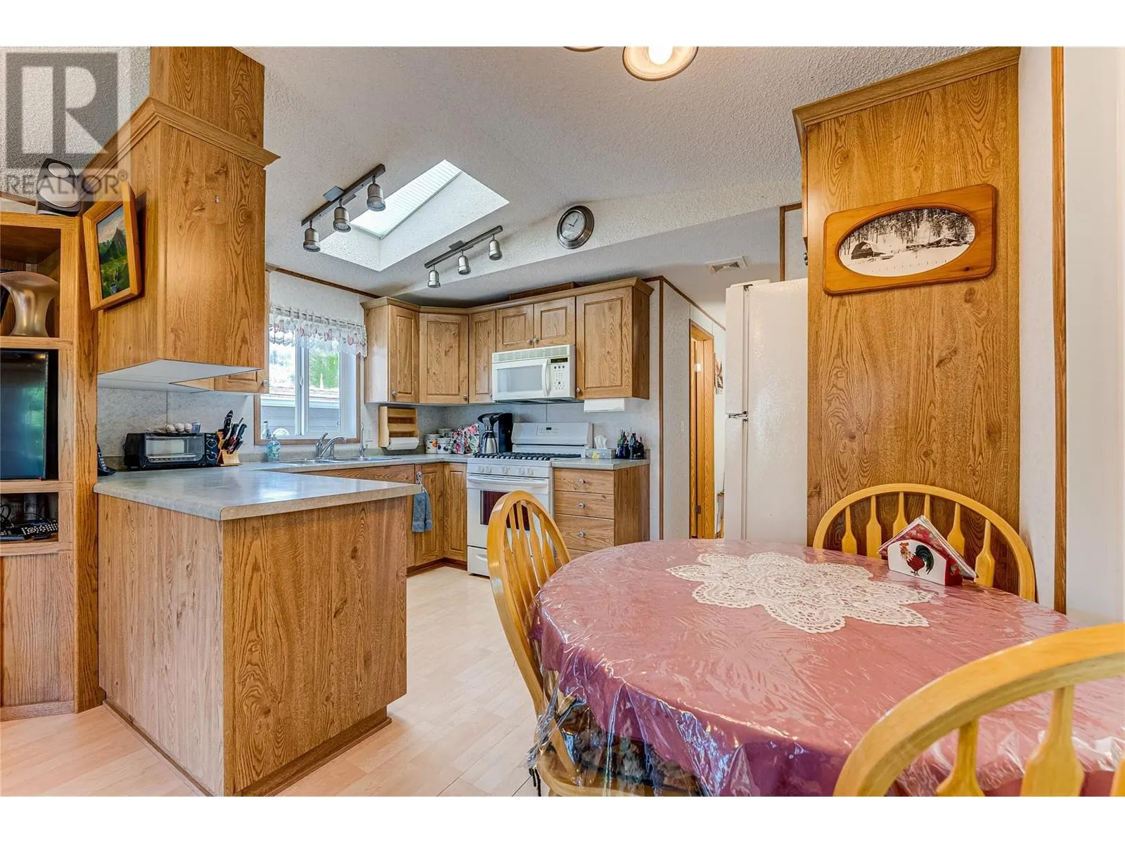8000 Highland Road Unit# 106