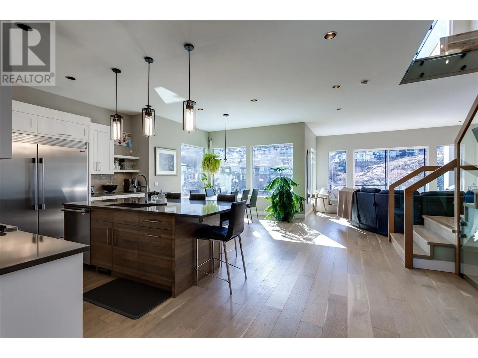 465 Swan Drive