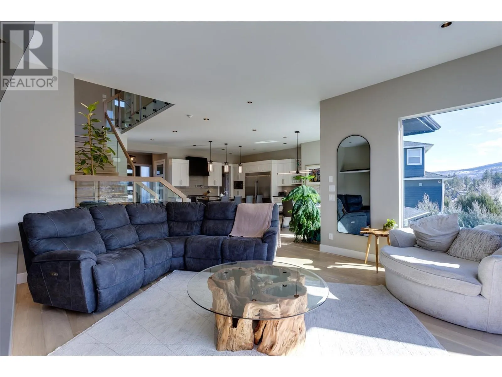 465 Swan Drive