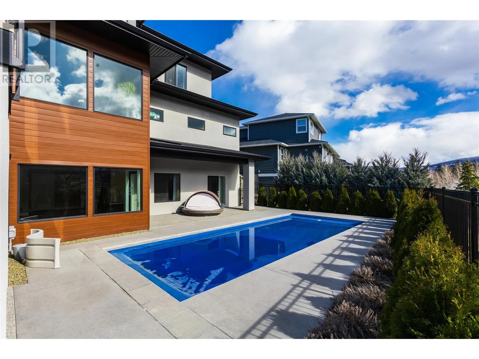 465 Swan Drive