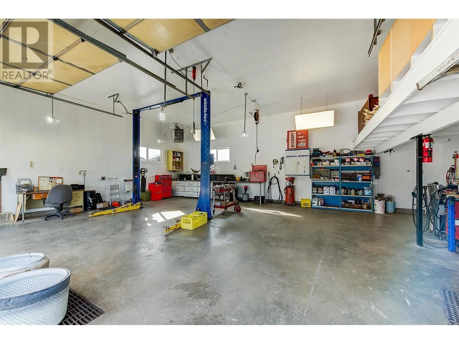 2547 Sexsmith Road