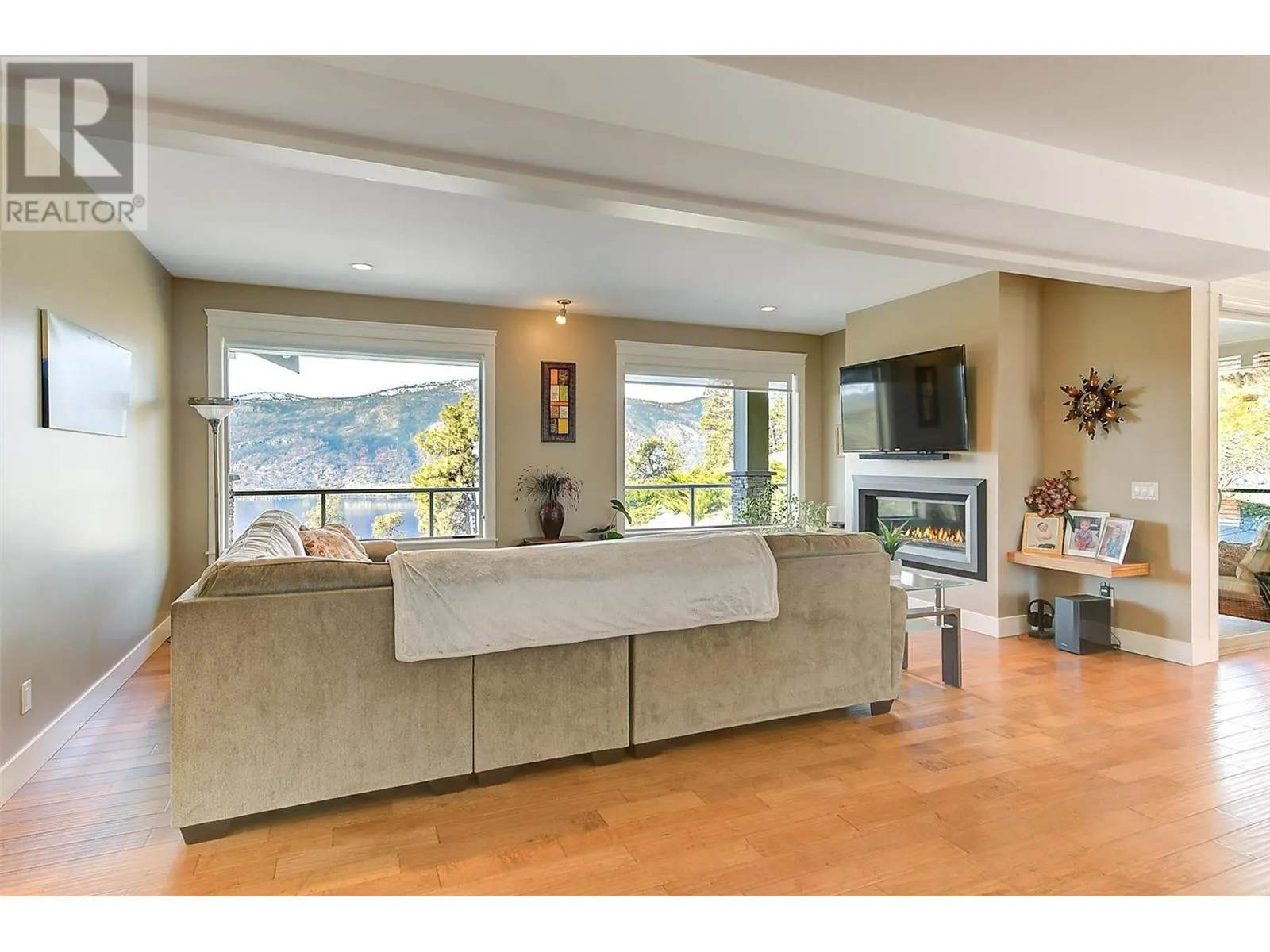 1788 Shayler Place
