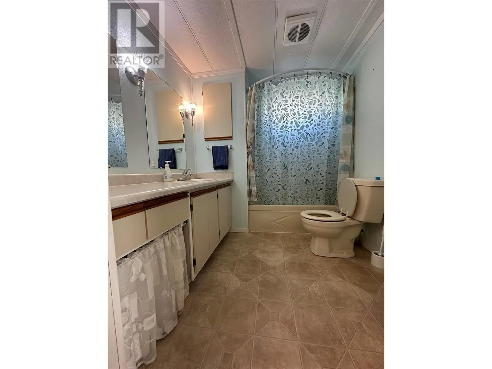 3591 Old Vernon Road Unit# 201