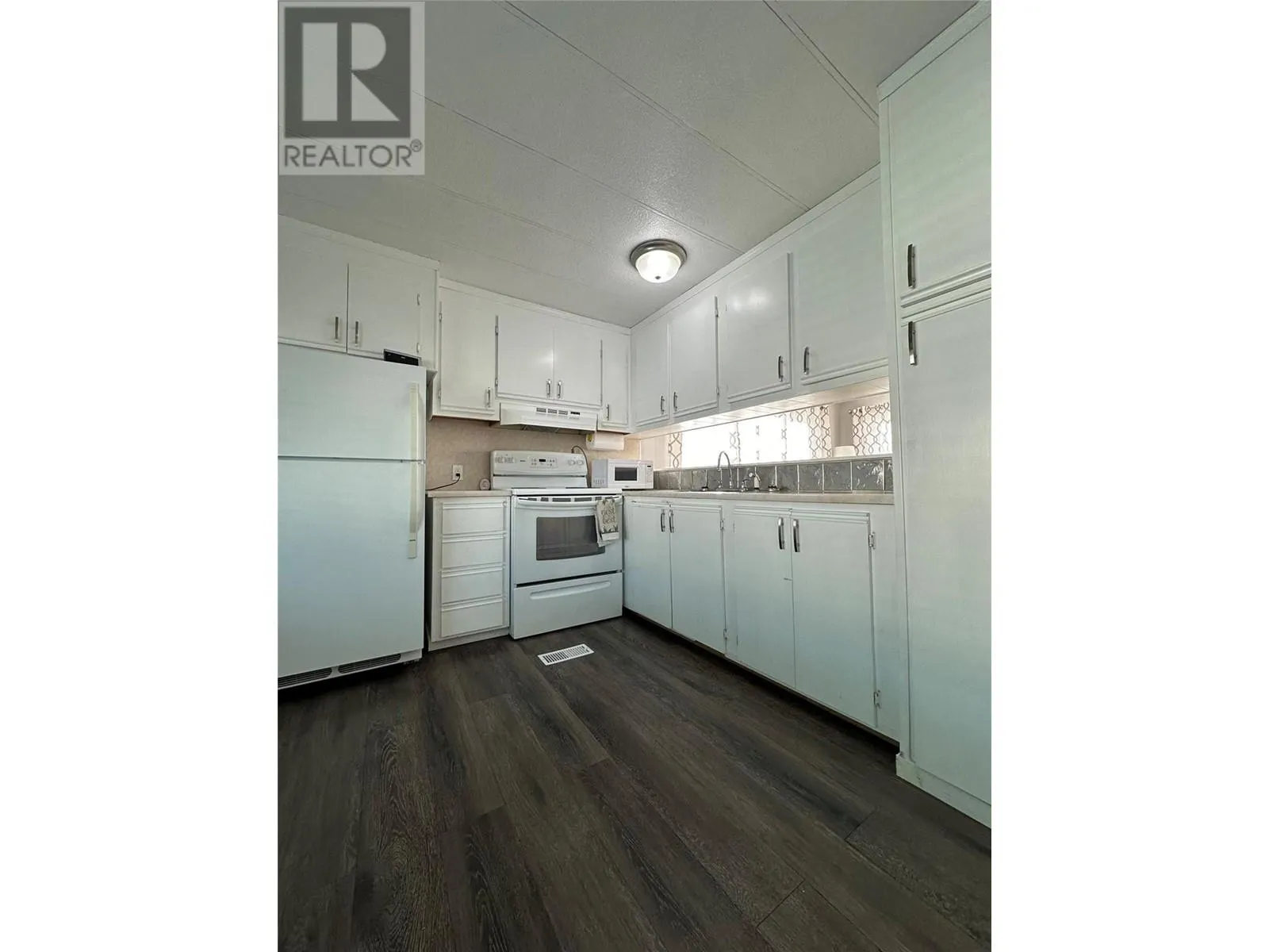 3591 Old Vernon Road Unit# 201