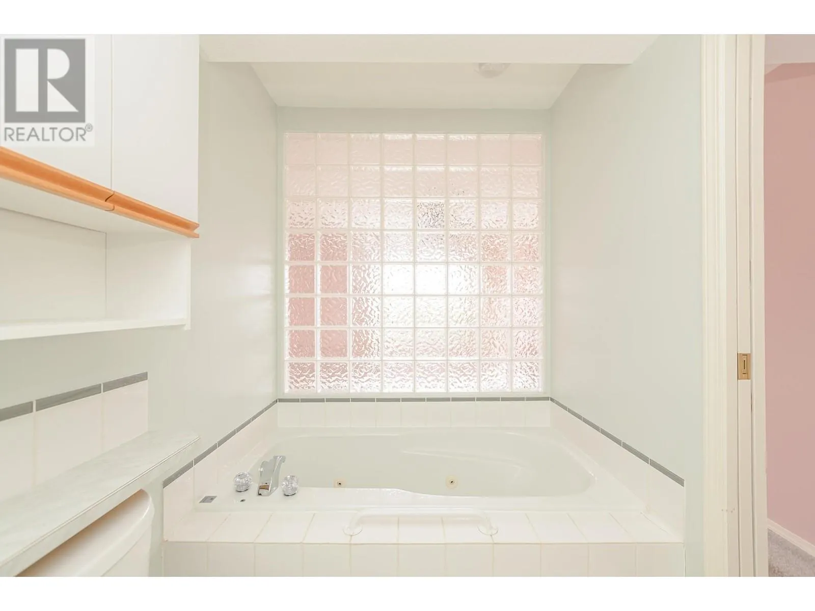 303 Regent Avenue Unit# 21