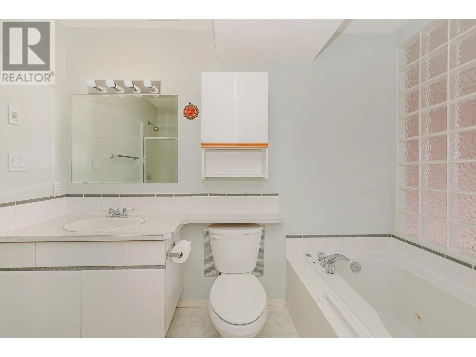 303 Regent Avenue Unit# 21