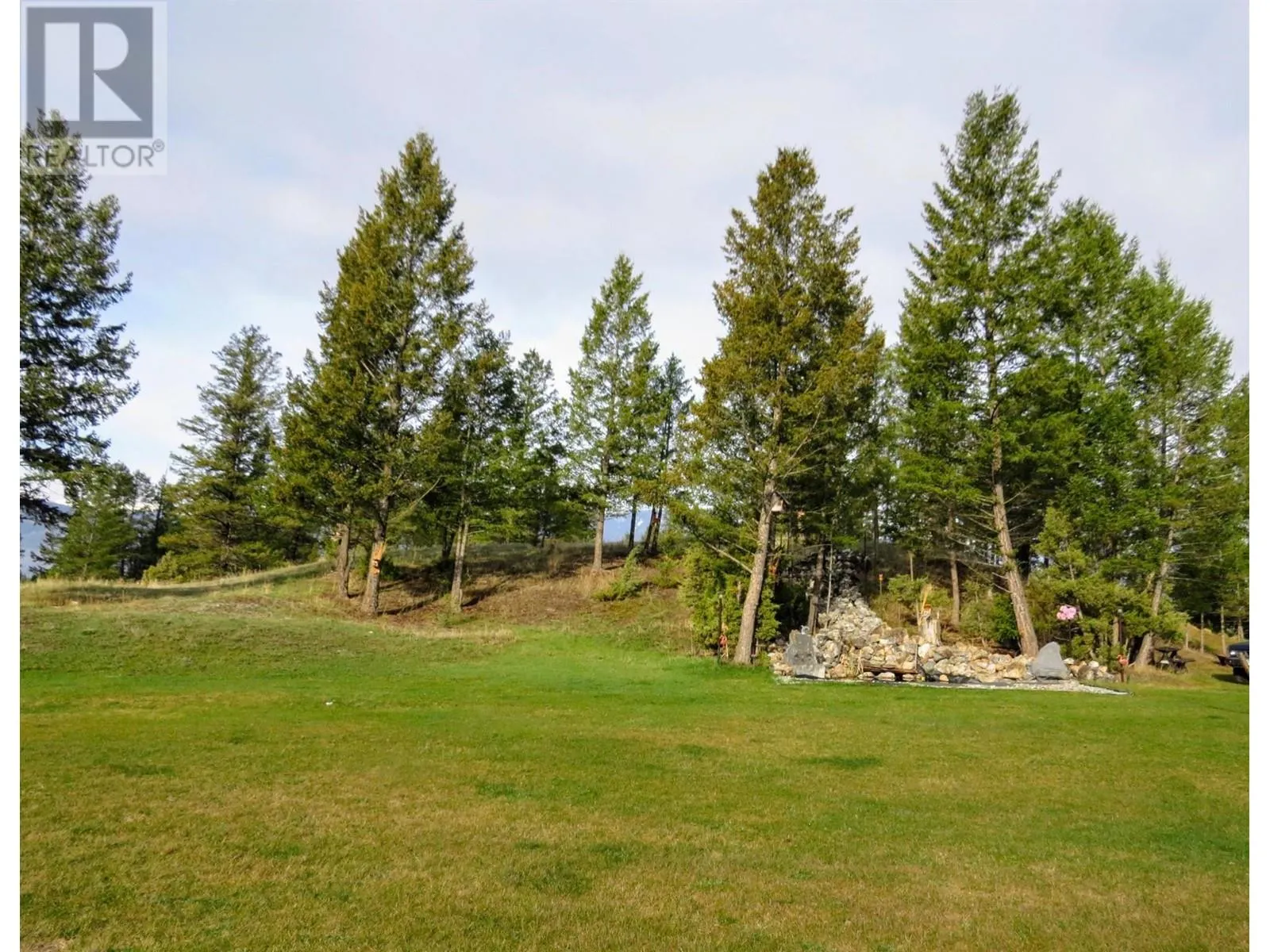 2400 KOOTENAY RD NO 3 Road Lot# 2