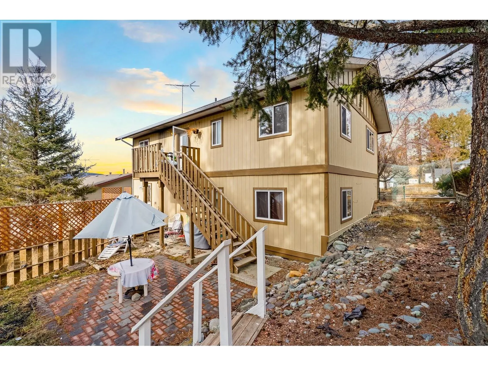 314 LINDEN Road