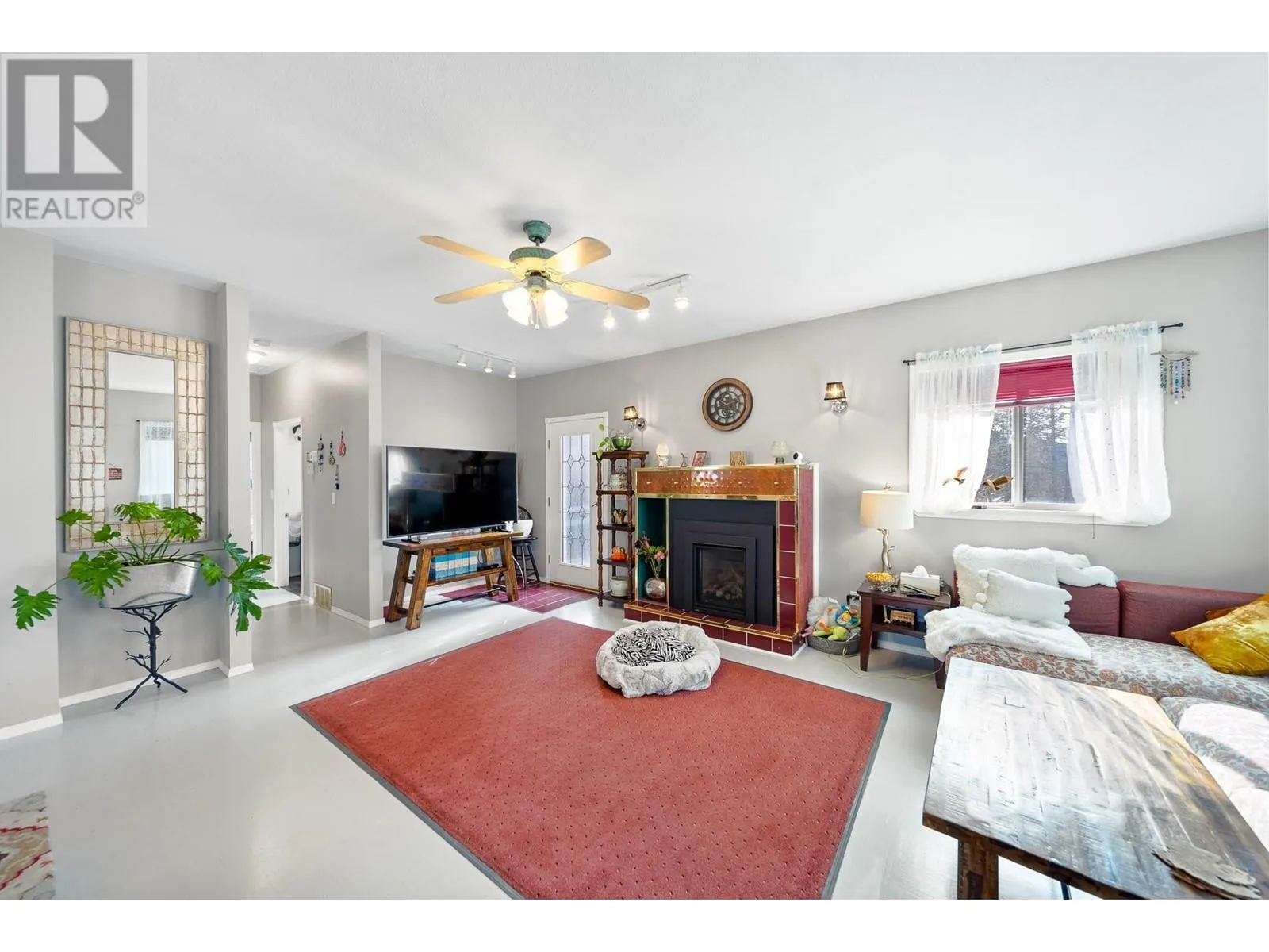 314 LINDEN Road