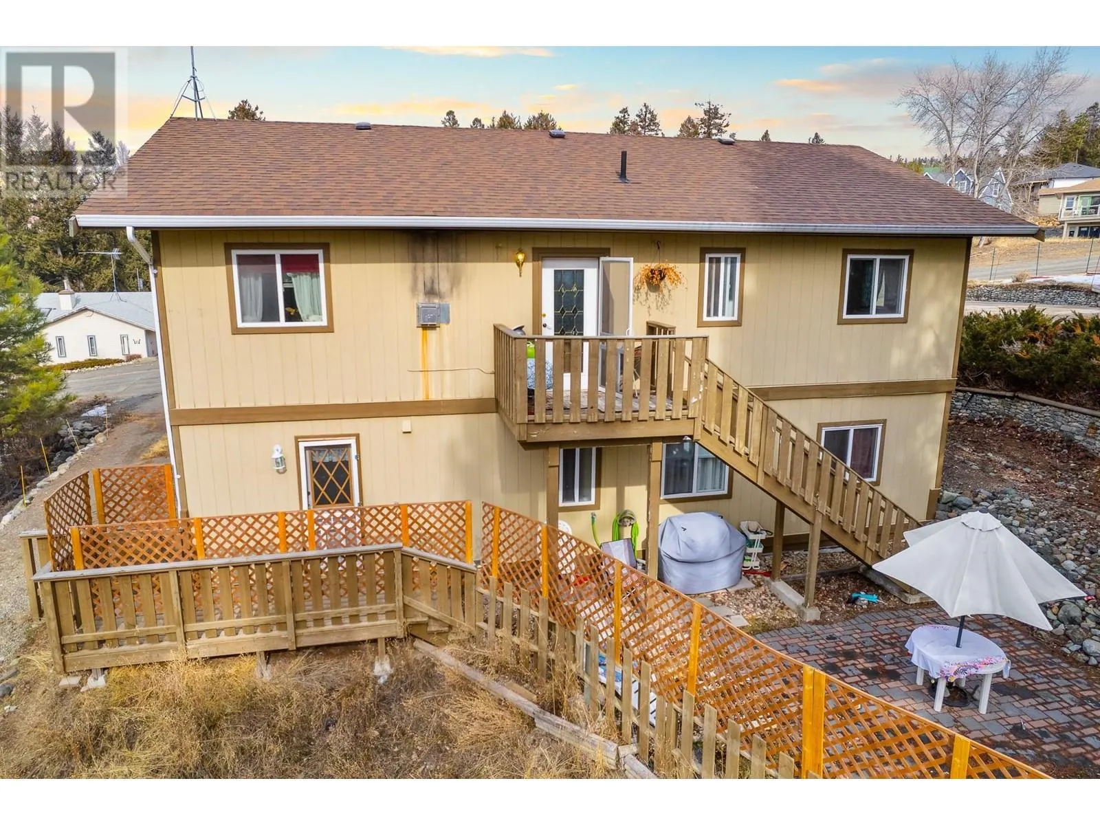314 LINDEN Road
