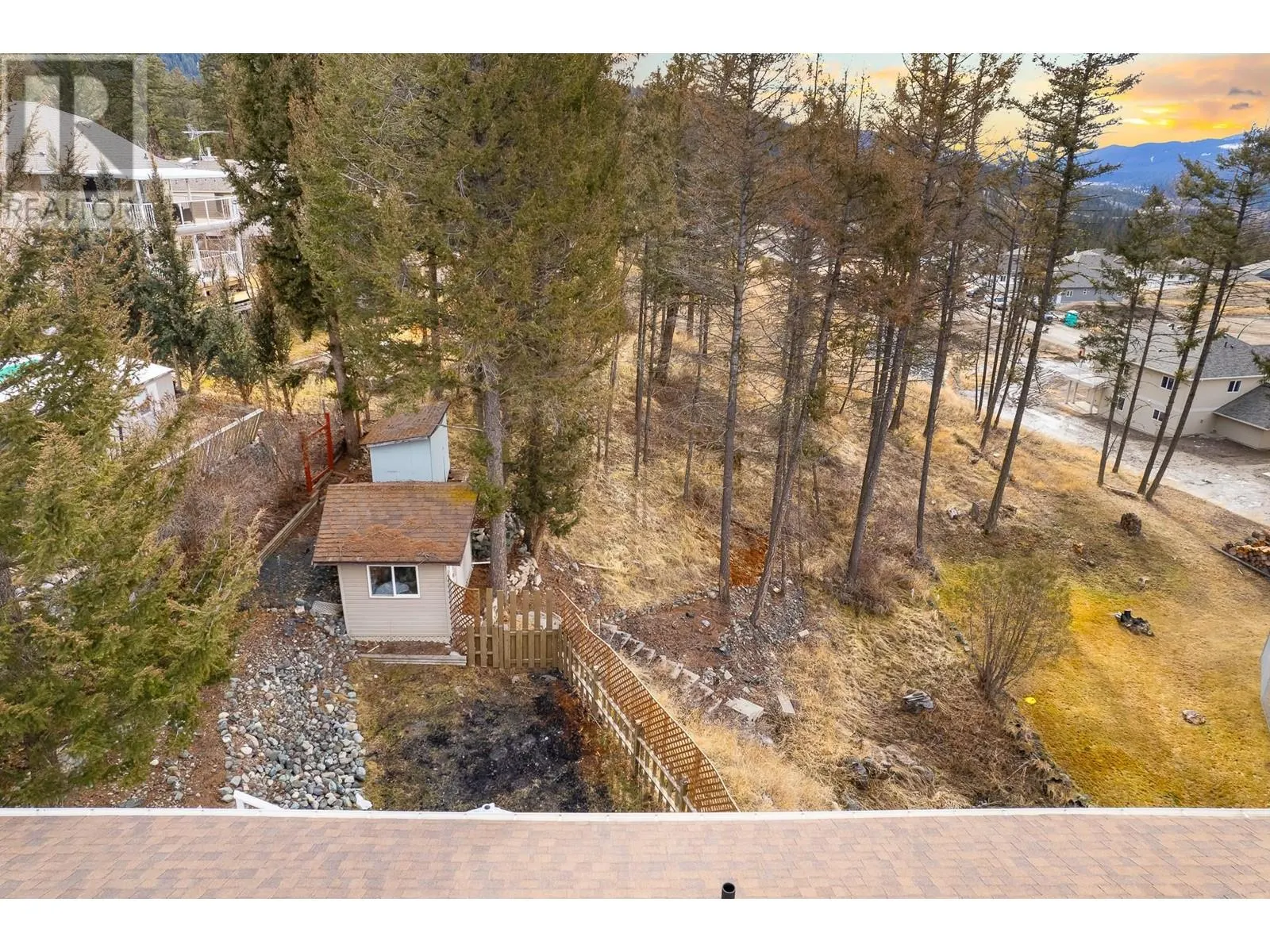 314 LINDEN Road