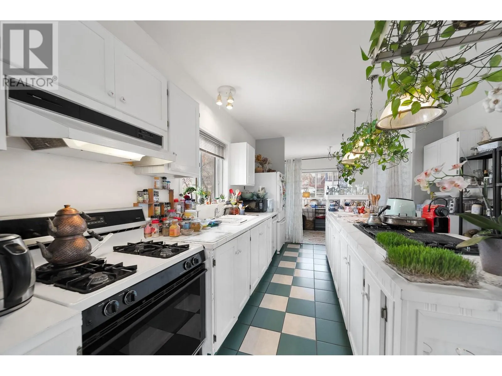 314 LINDEN Road
