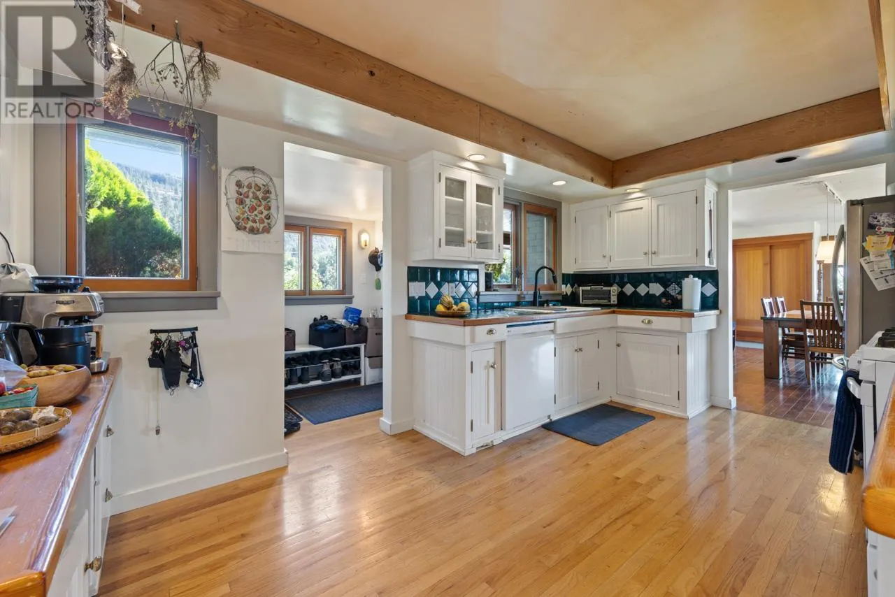 4320 Gulch Road