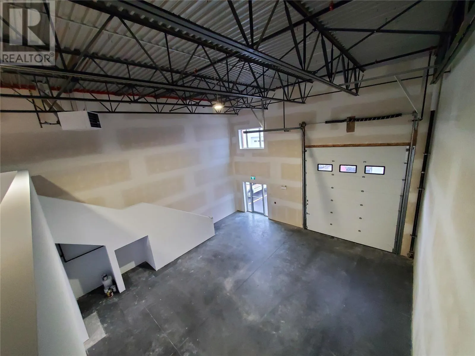 302 Hiram Walker Court Unit# 103