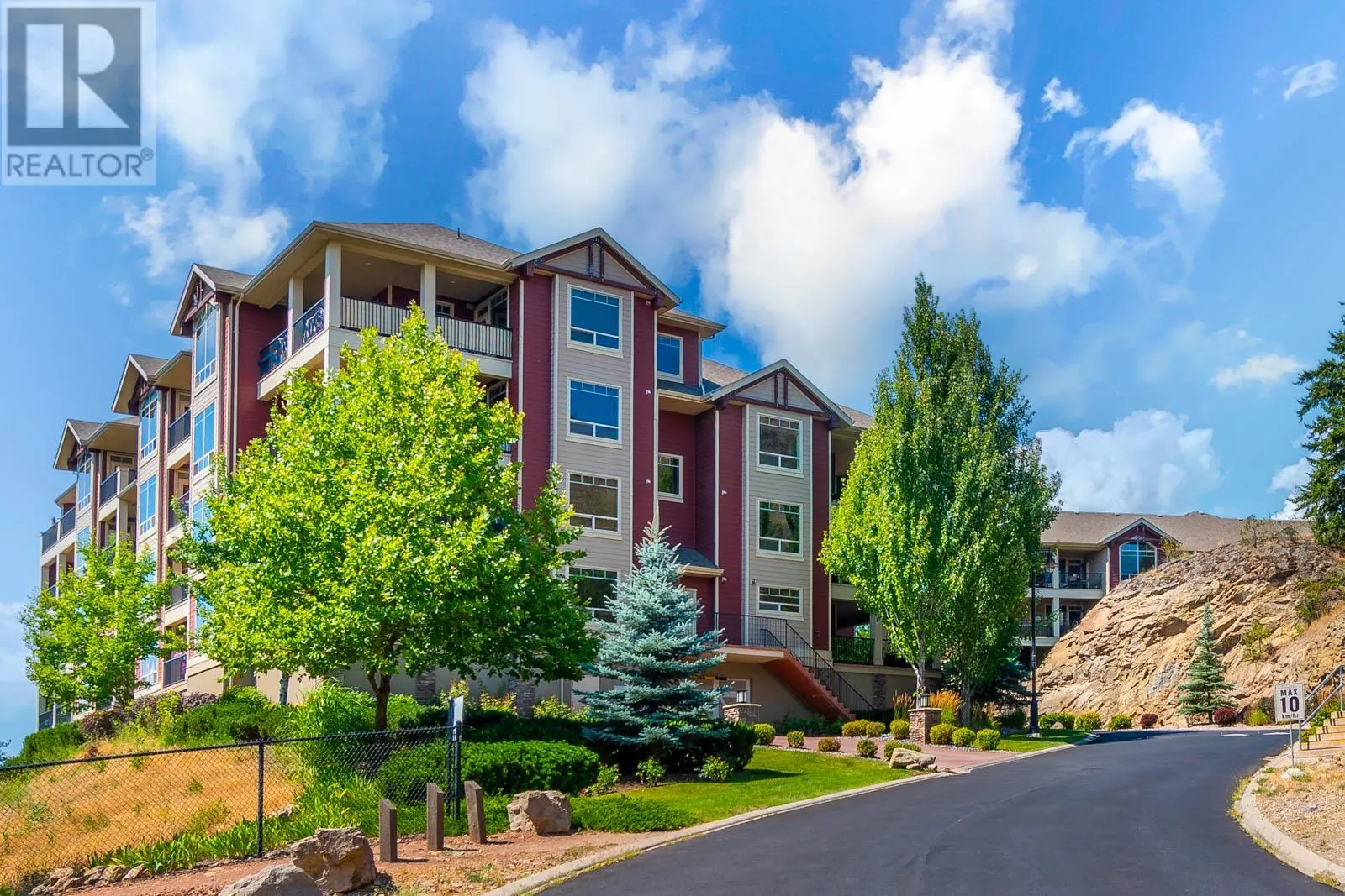 2770 Auburn Road Unit# 206
