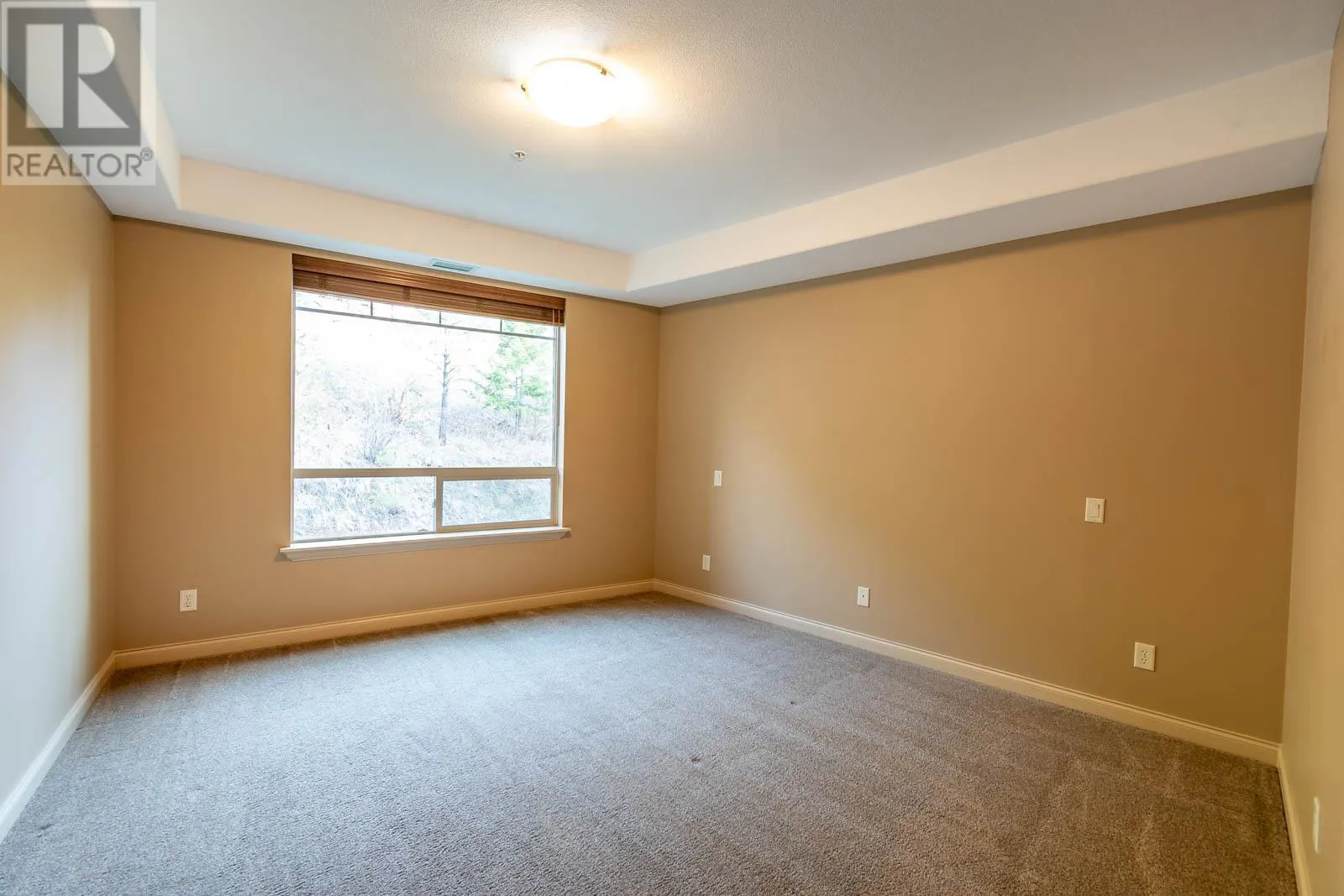 2770 Auburn Road Unit# 206