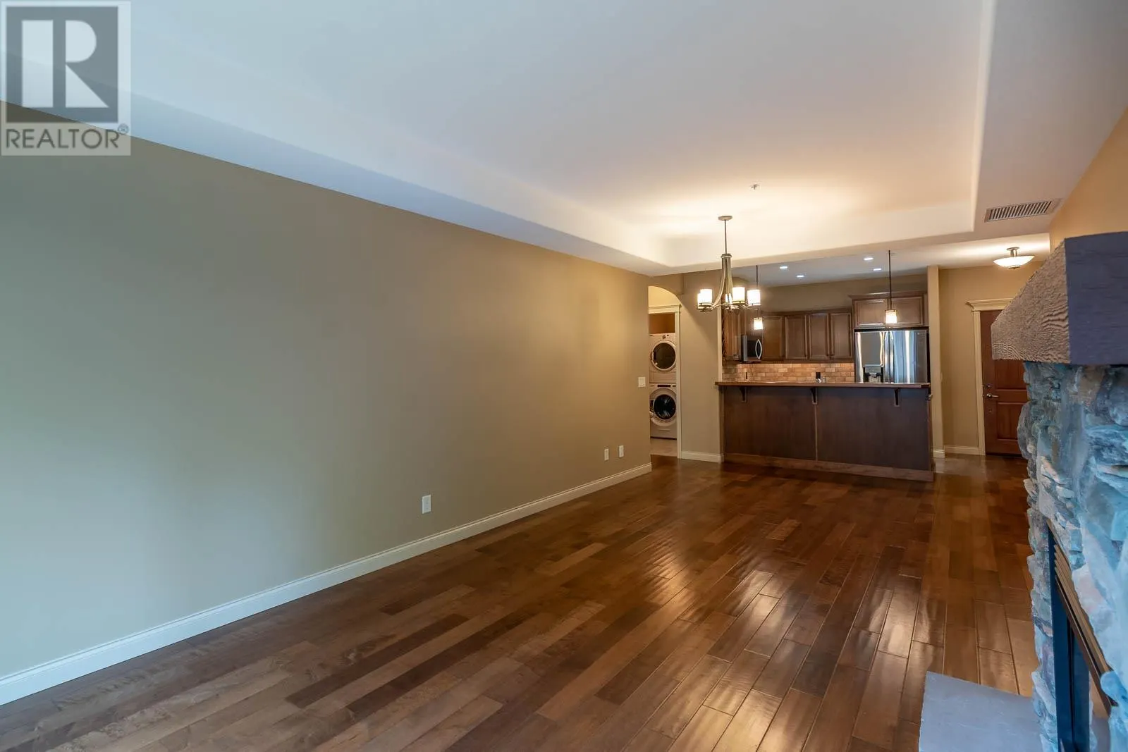 2770 Auburn Road Unit# 206