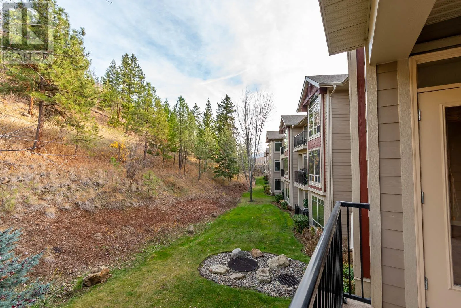 2770 Auburn Road Unit# 206