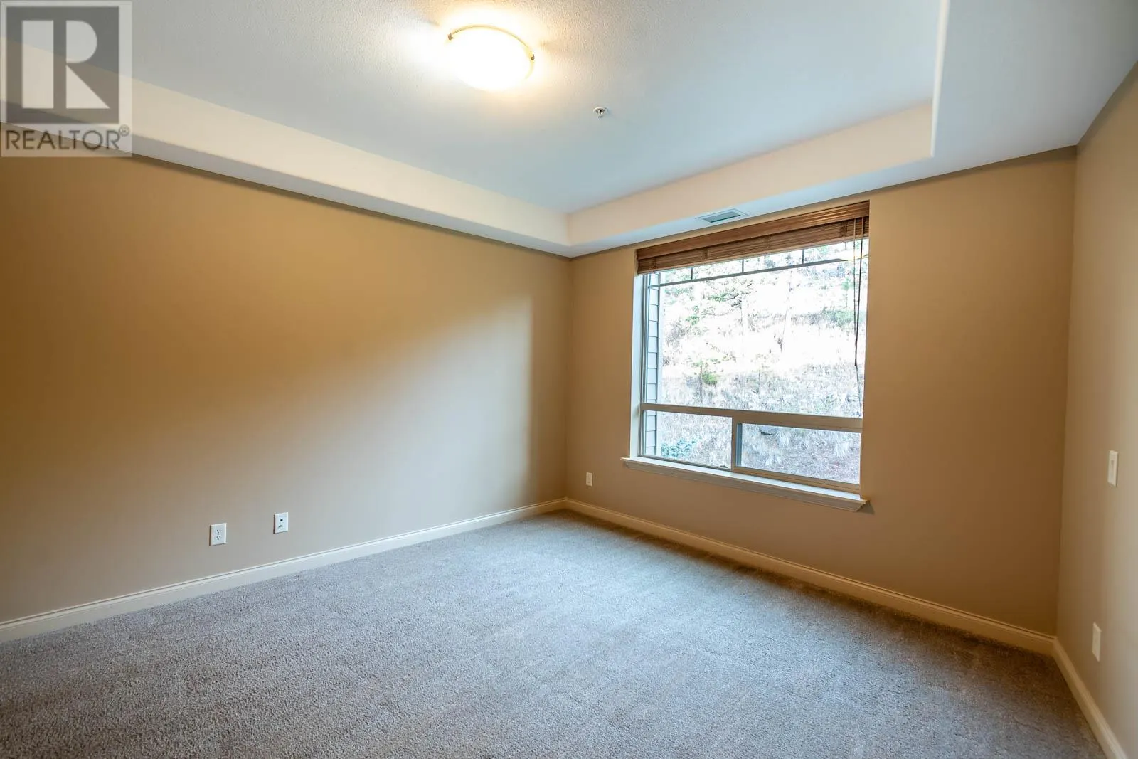 2770 Auburn Road Unit# 206