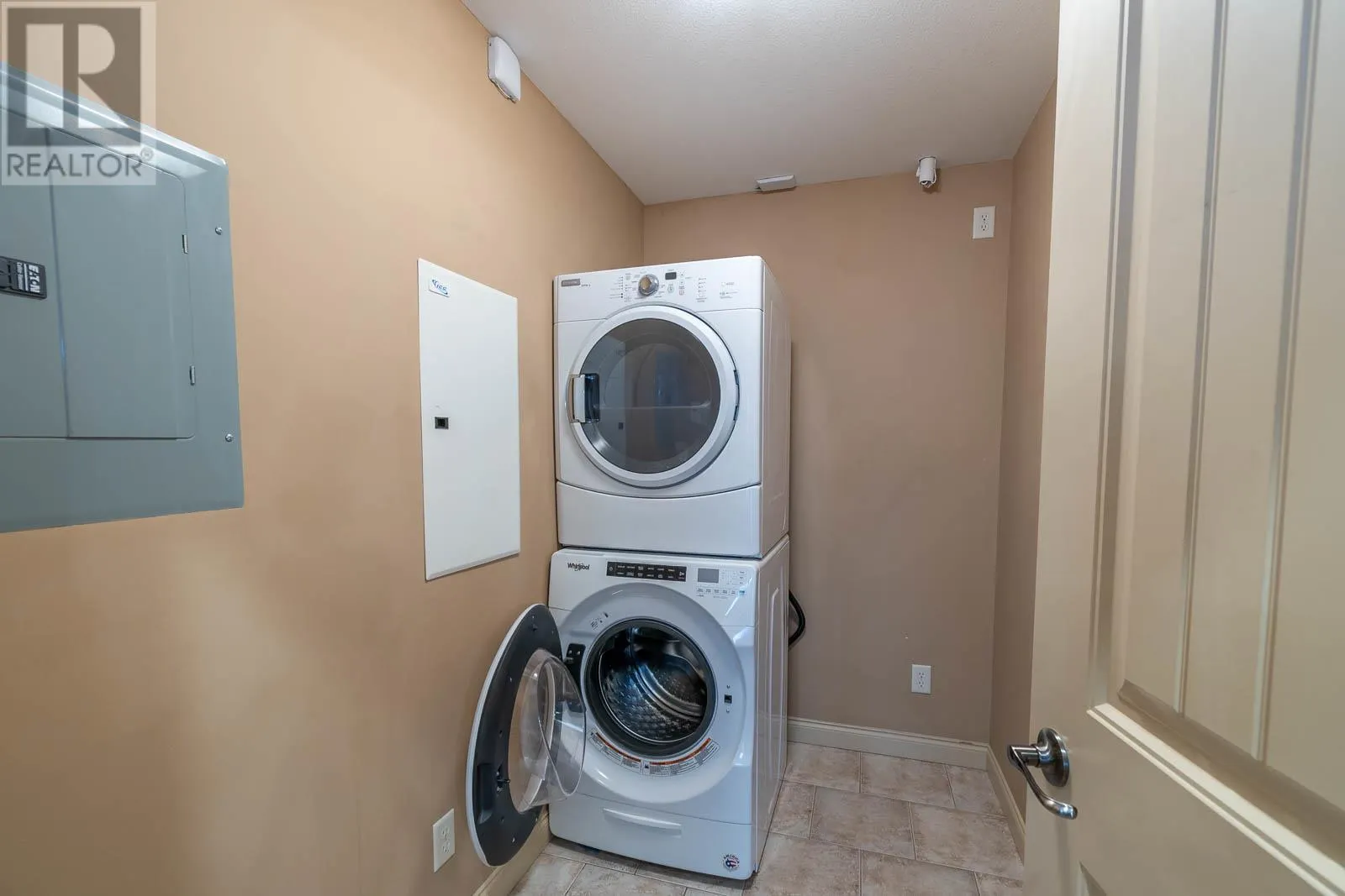 2770 Auburn Road Unit# 206