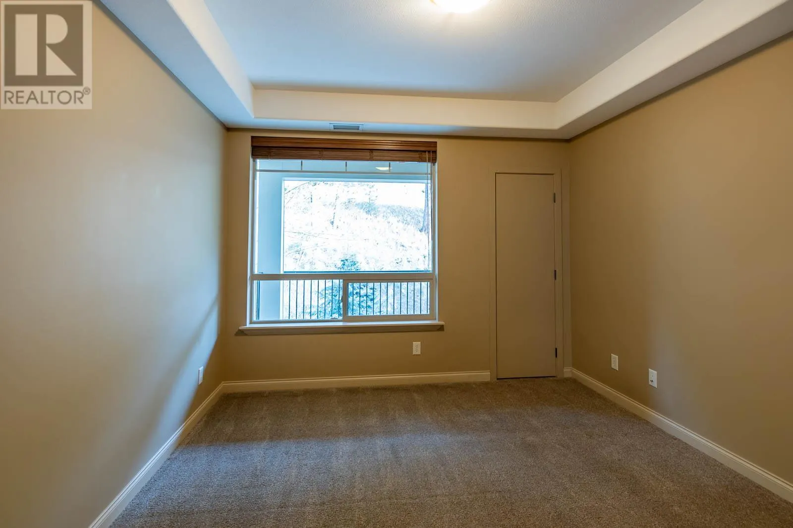 2770 Auburn Road Unit# 206