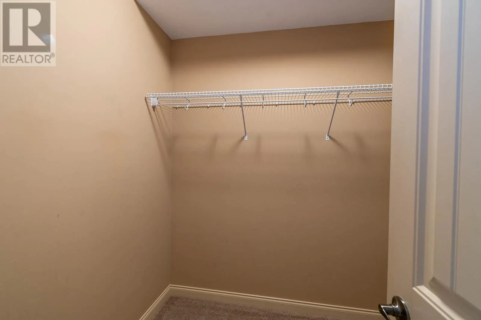 2770 Auburn Road Unit# 206
