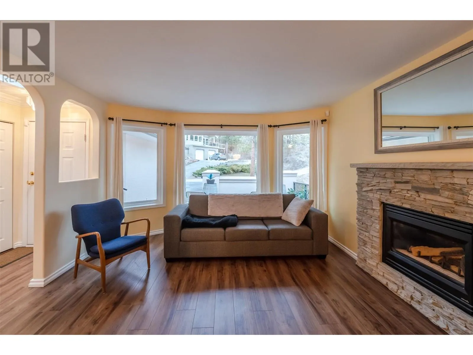 118 Par Boulevard