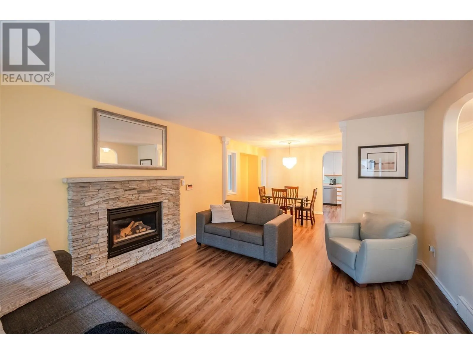 118 Par Boulevard