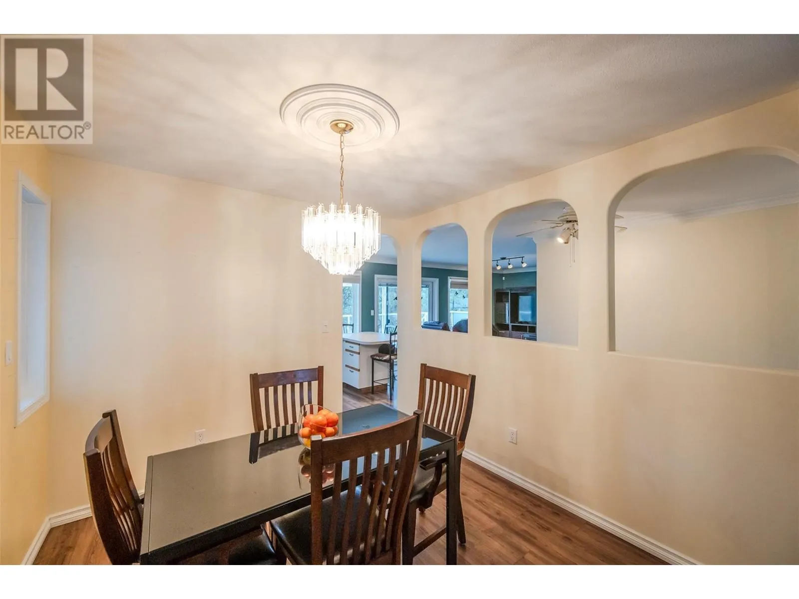 118 Par Boulevard