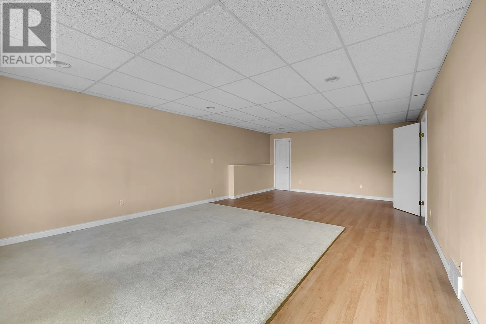 1405 Menu Road