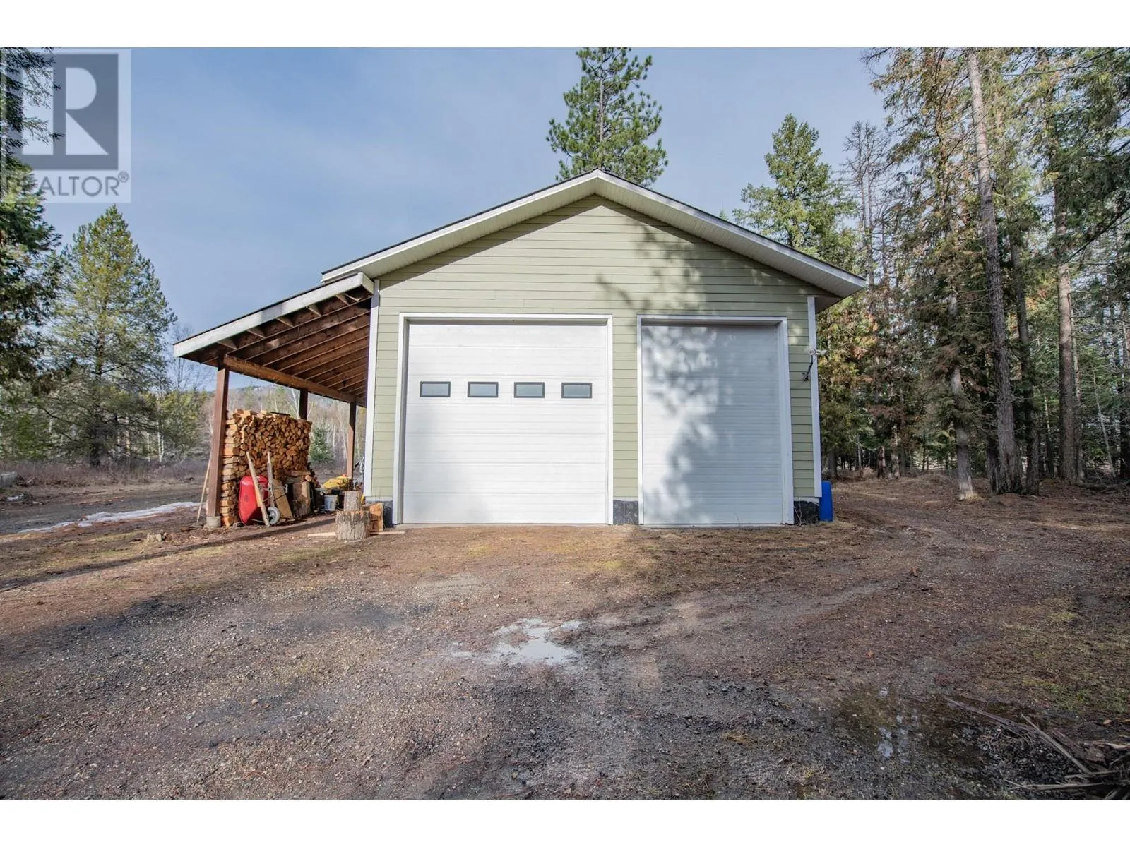 1236 Mabel Lake Road