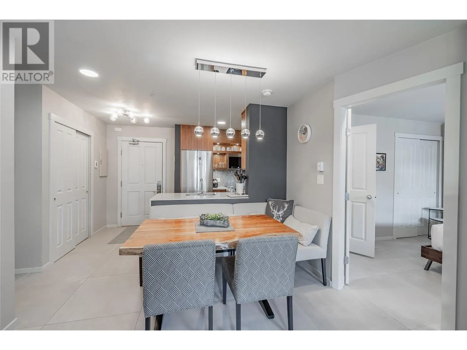 2050 Summit Drive Unit# 202