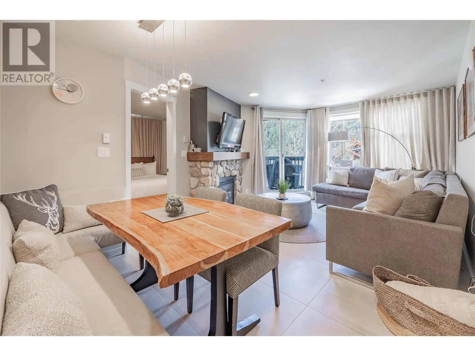 2050 Summit Drive Unit# 202