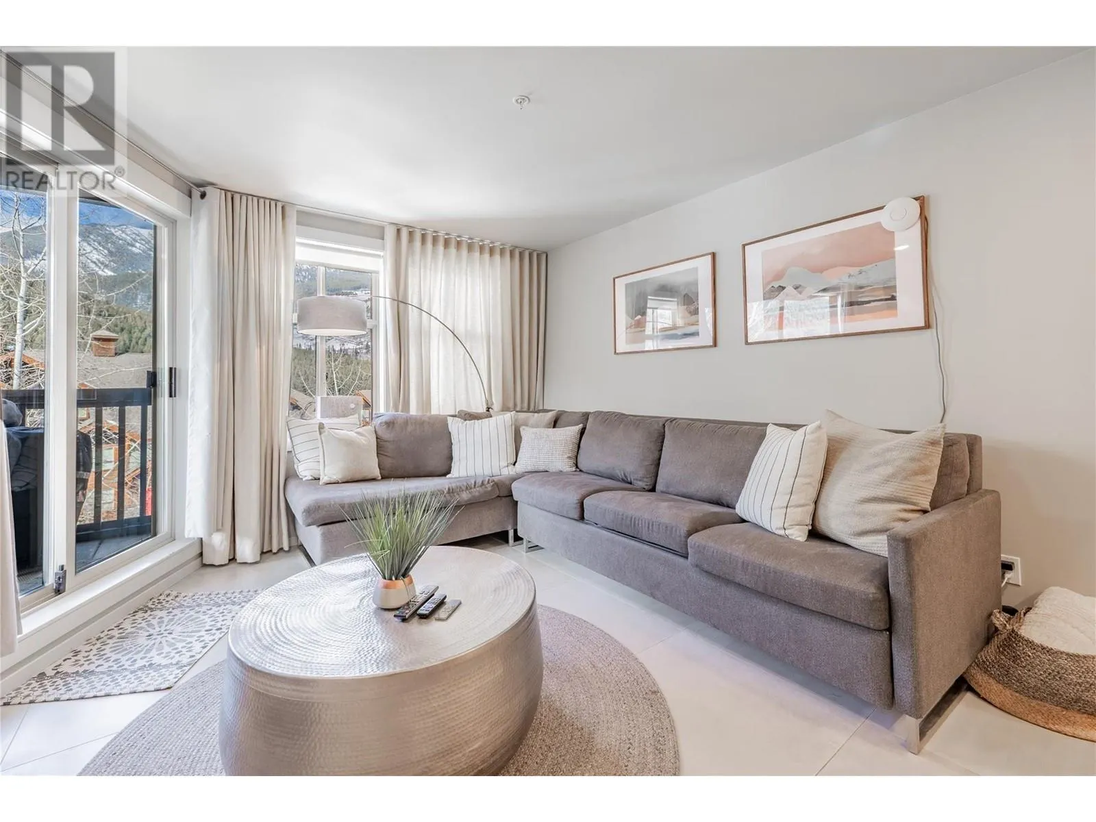 2050 Summit Drive Unit# 202