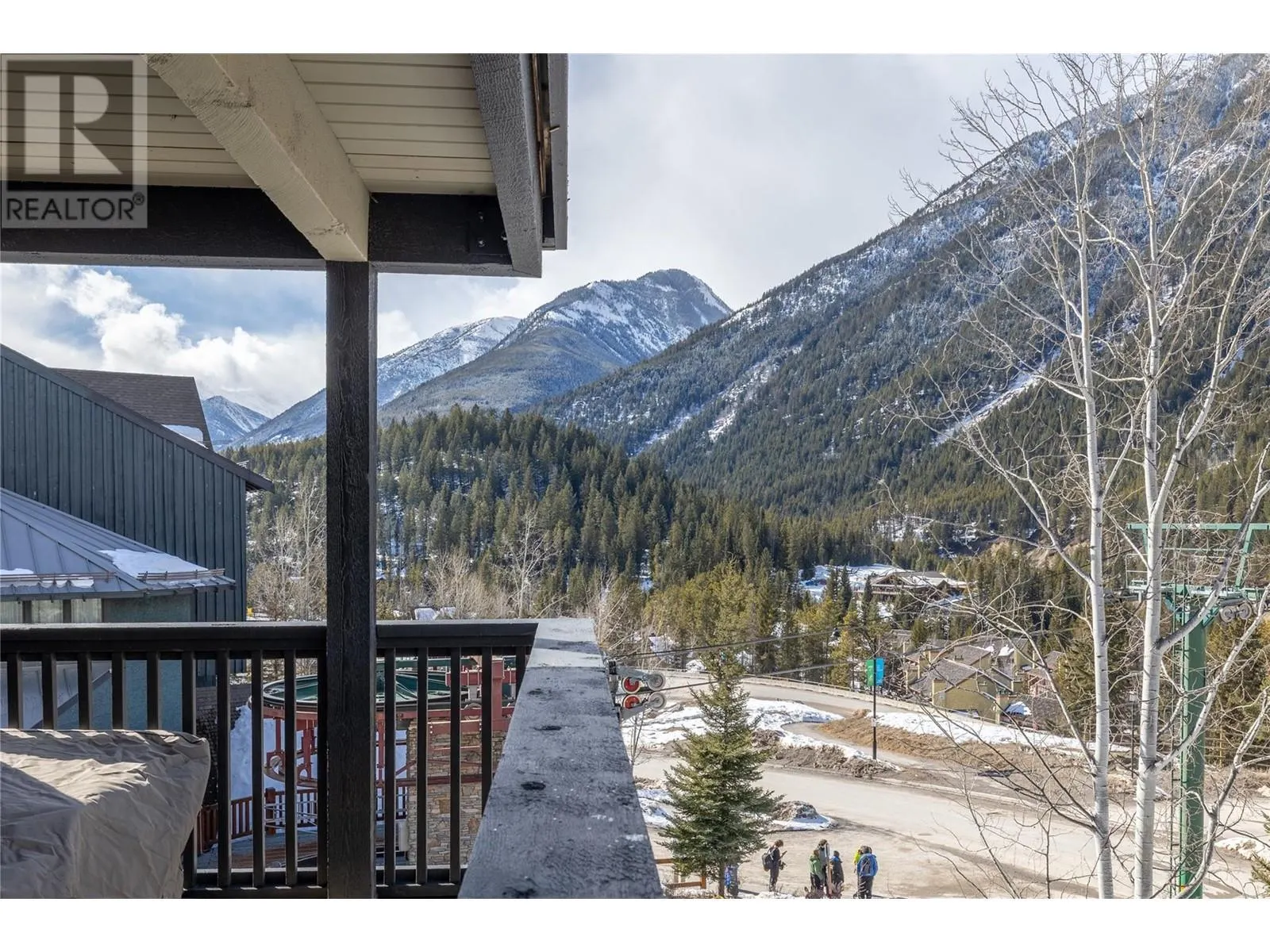 2050 Summit Drive Unit# 202