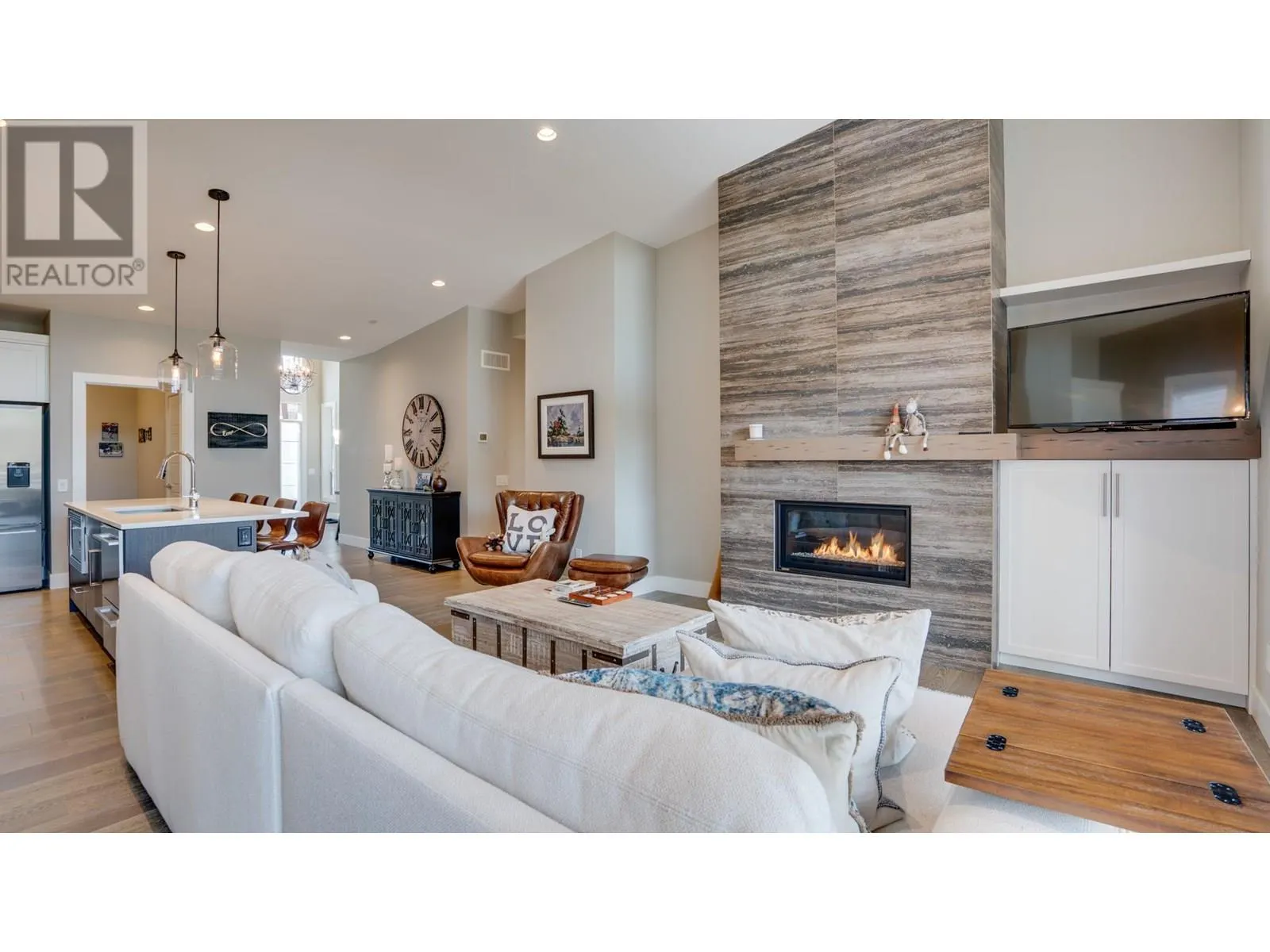 450 Predator Ridge Drive Unit# 1