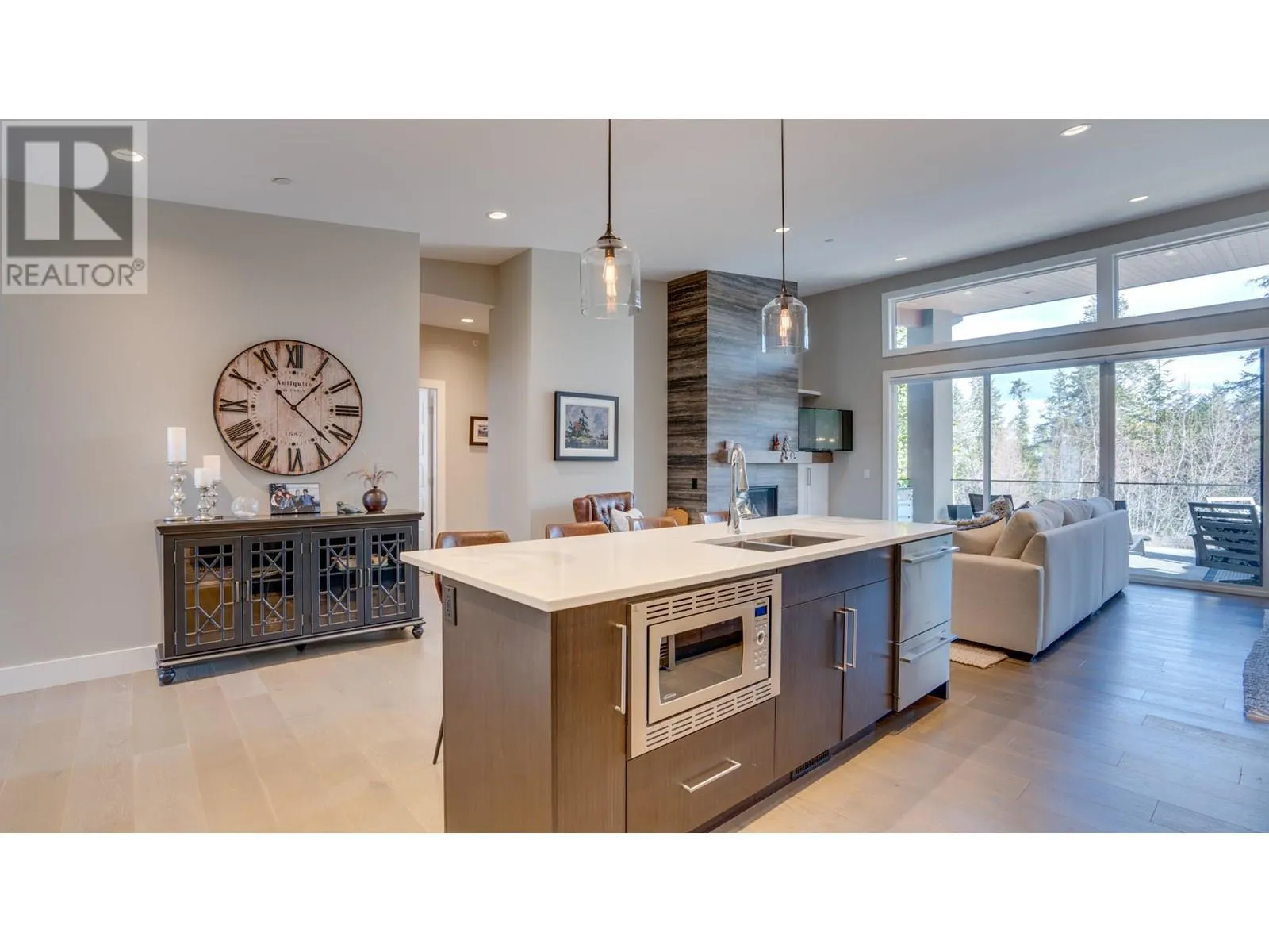 450 Predator Ridge Drive Unit# 1