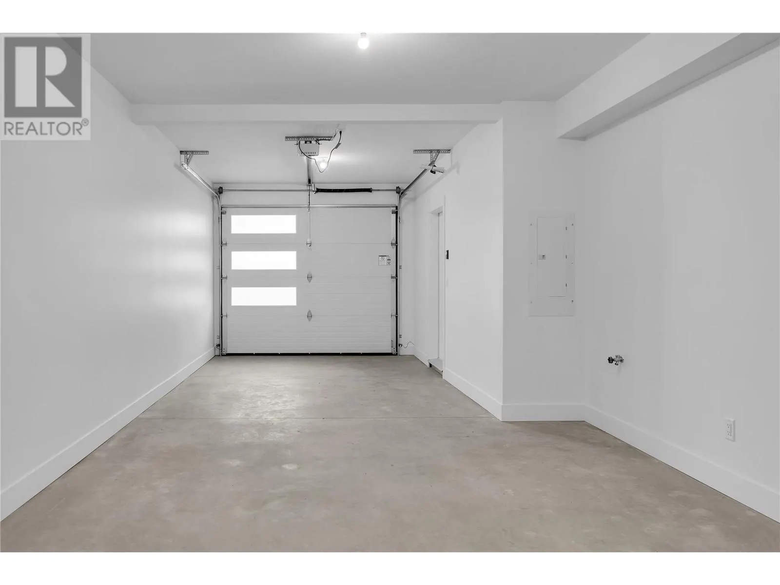 2835 Canyon Crest Drive Unit# 13