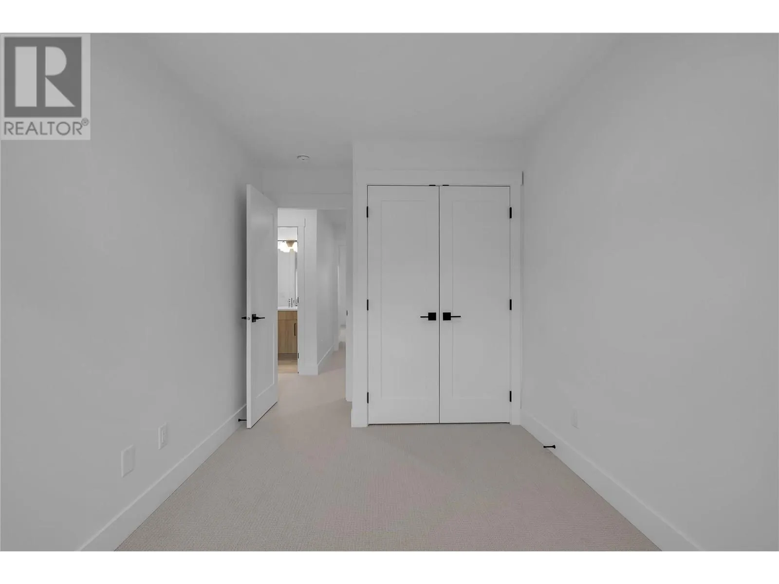 2835 Canyon Crest Drive Unit# 13