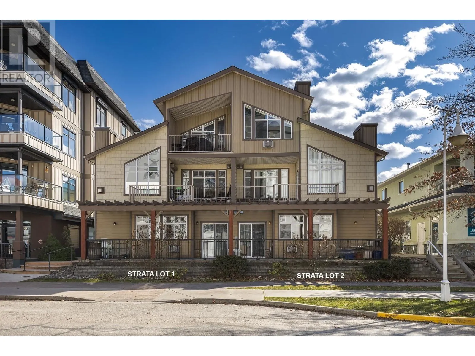 140 Harbourfront Drive NE Unit# 2 Lot# 2