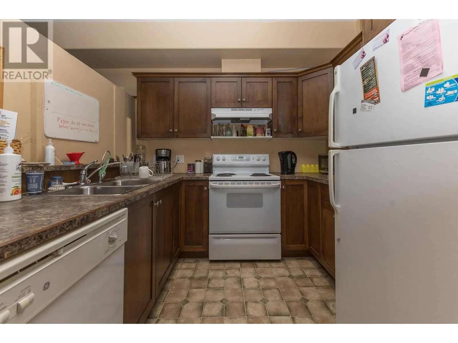 140 Harbourfront Drive NE Unit# 2 Lot# 2